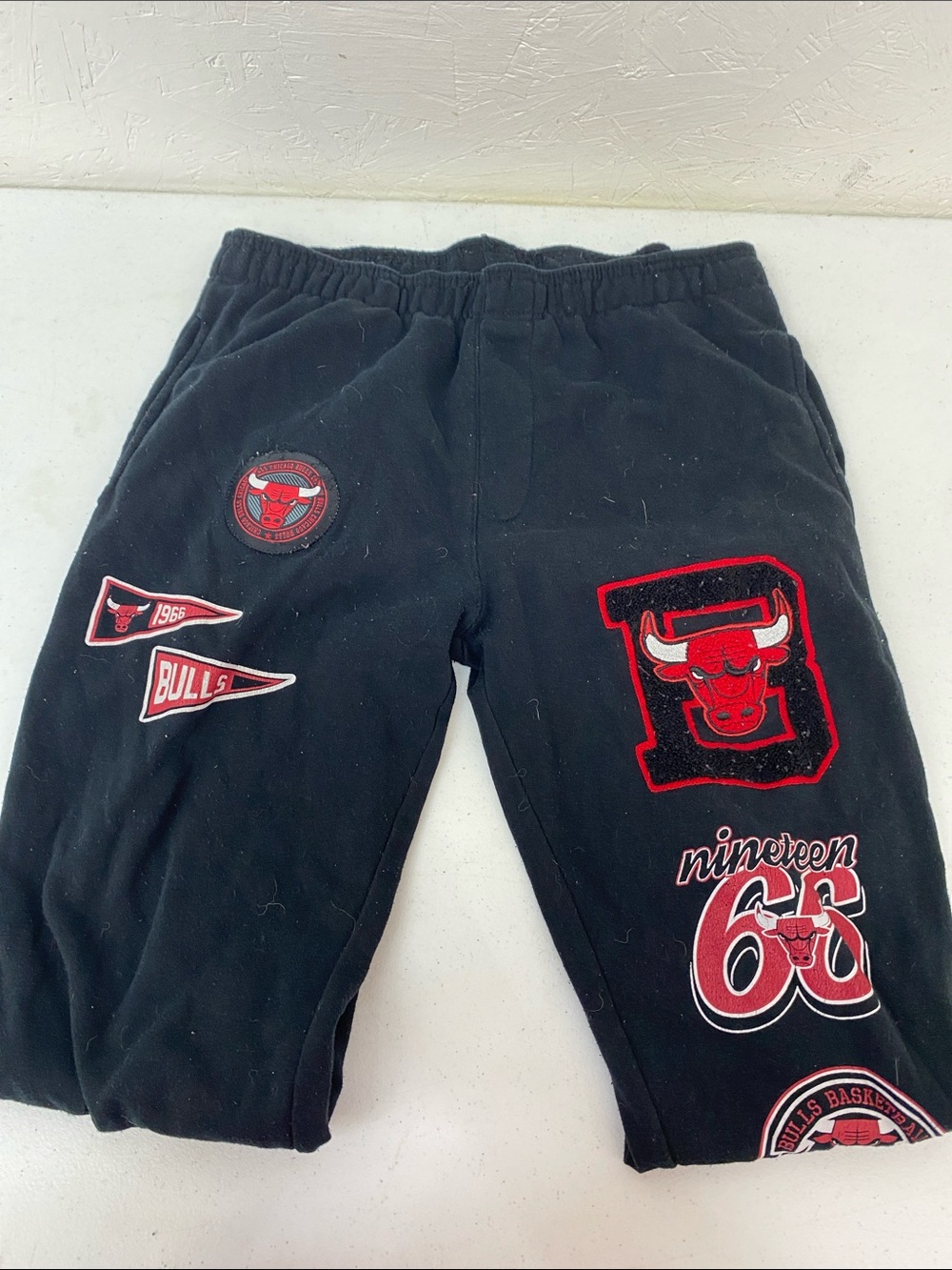 Chicago Bulls Black men’s Sweatpants with Team Patches size XL